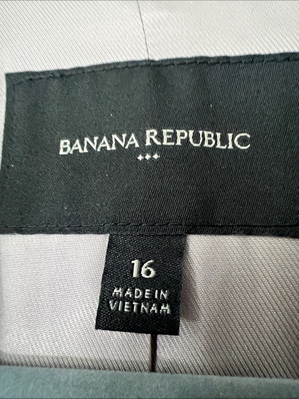 Banana Republic Women's Taupe Double-Breasted Blazer - Picture 2 of 5